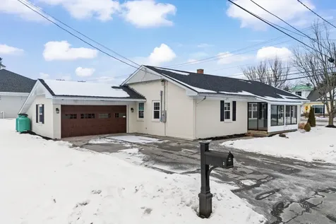 2 Haig Street Goffstown NH 03045