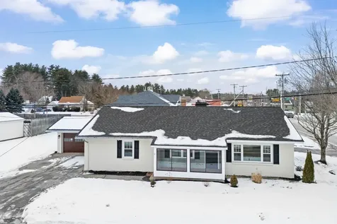 2 Haig Street Goffstown NH 03045