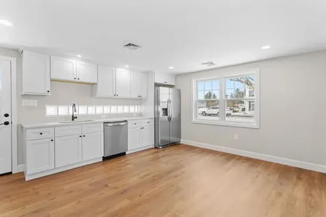 2 Haig Street Goffstown NH 03045