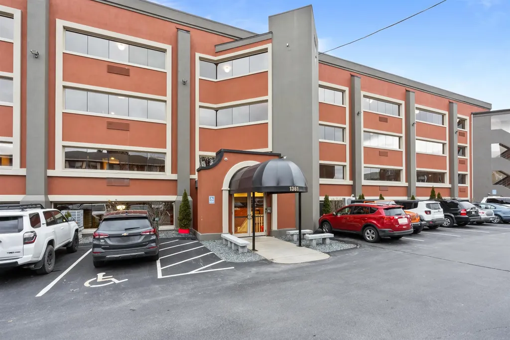 1361 Elm Street Manchester NH 03101