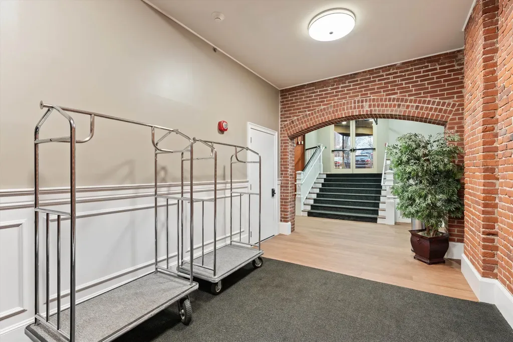 1361 Elm Street Manchester NH 03101