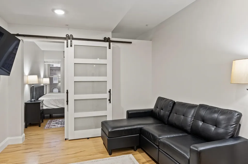 1361 Elm Street Manchester NH 03101