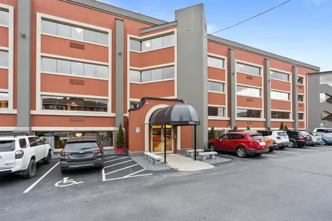 1361 Elm Street Manchester NH 03101