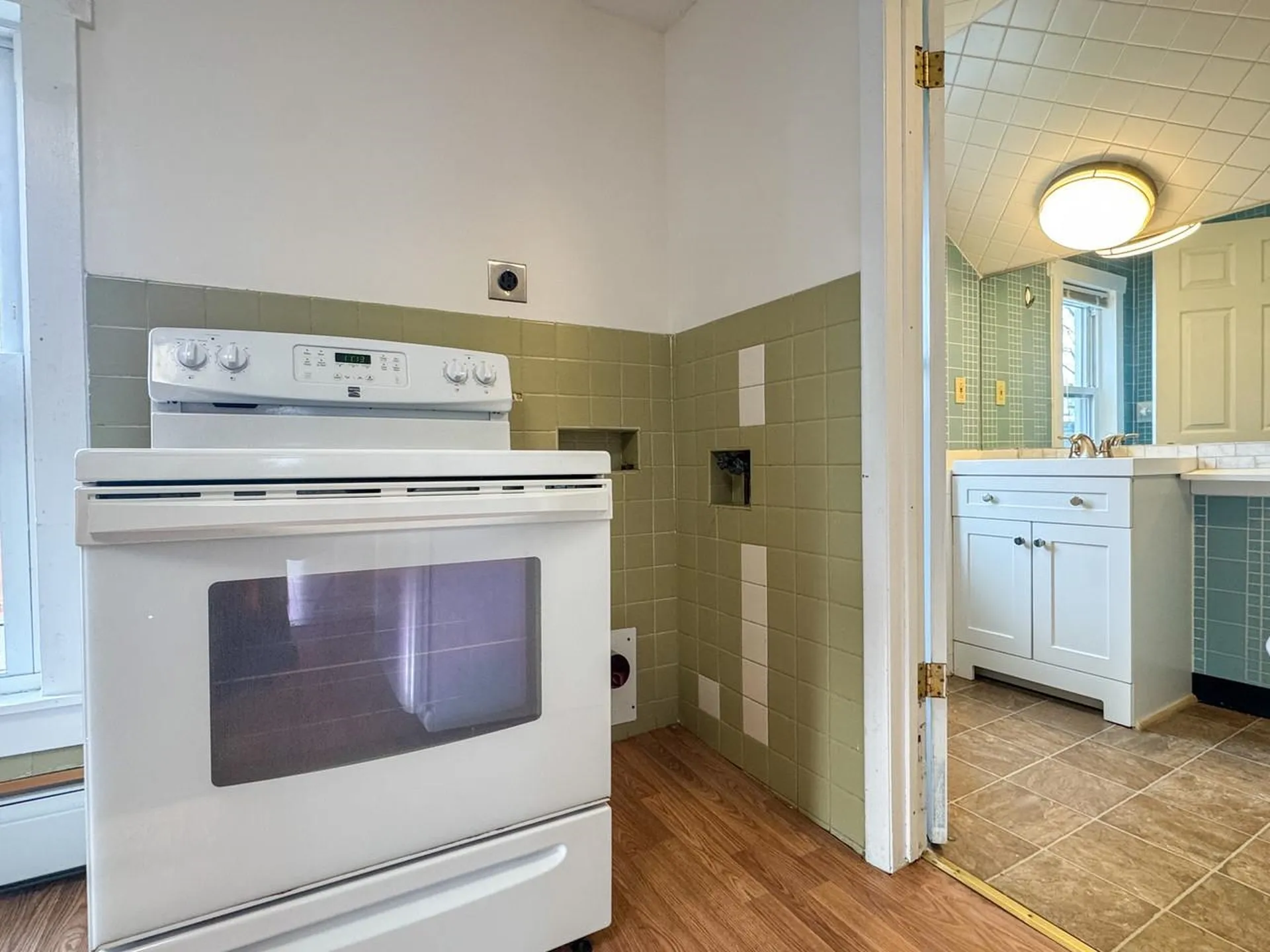 37 Drew Street Burlington VT 05401