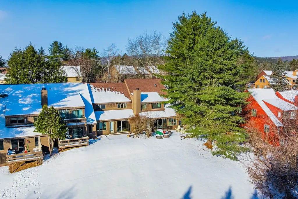 394 Lyman Batcheller Road Hartford VT 05059