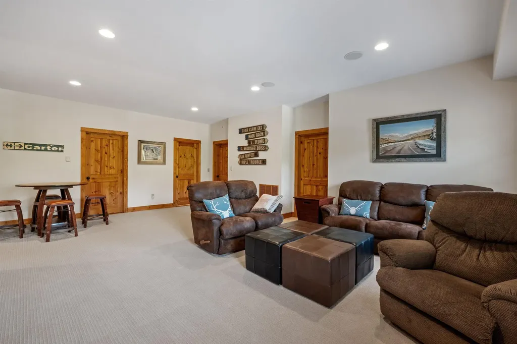 7 Hay Hill Road Lincoln NH 03251