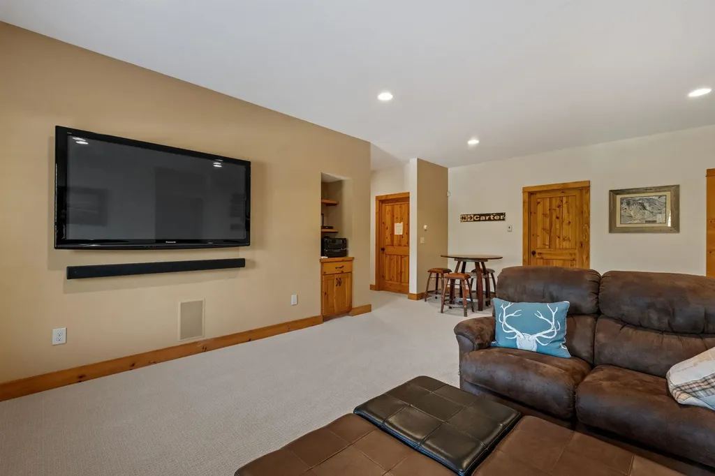 7 Hay Hill Road Lincoln NH 03251