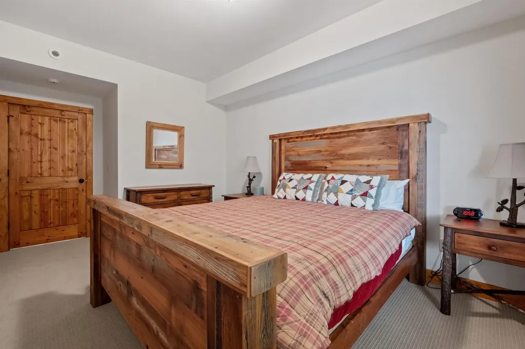 7 Hay Hill Road Lincoln NH 03251