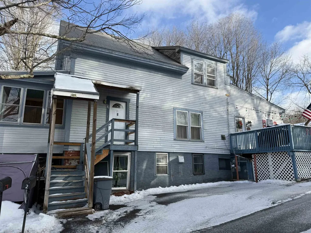 60 Elkins Street Franklin NH 03235