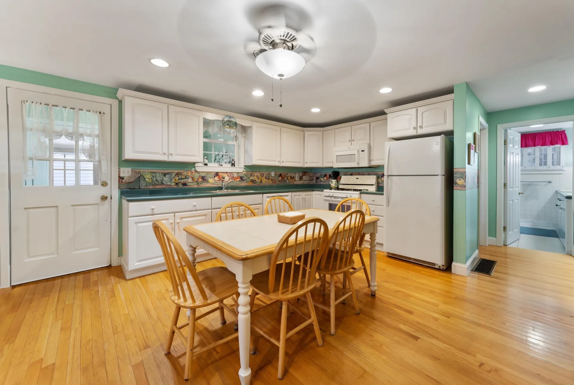 96 Concord Street Seabrook NH 03874