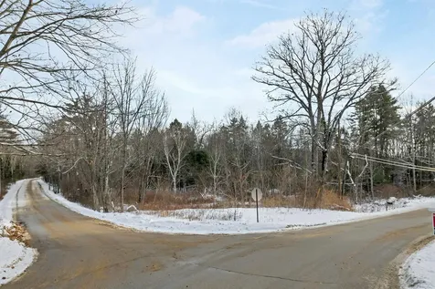 61 Freeman Hall Road Nottingham NH 03290