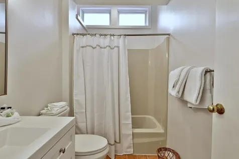 106 Fox Hollow Village Mendon VT 05701