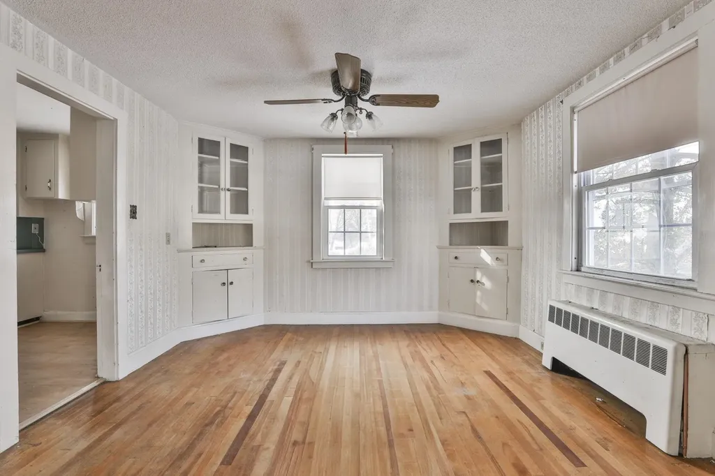 112 Mammoth Road Manchester NH 03109