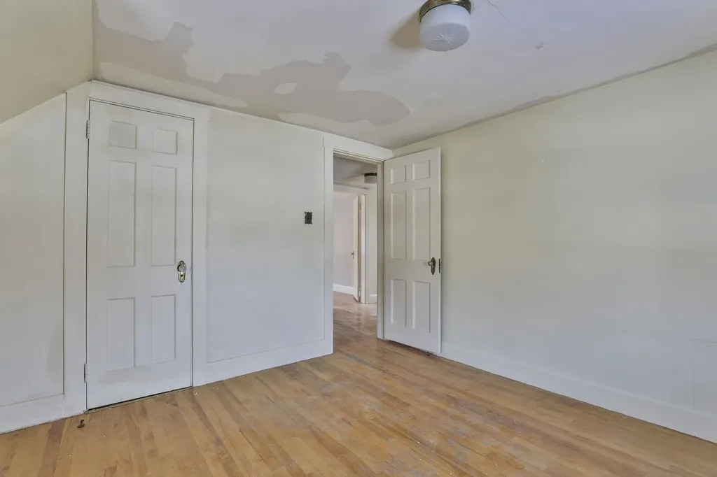 112 Mammoth Road Manchester NH 03109