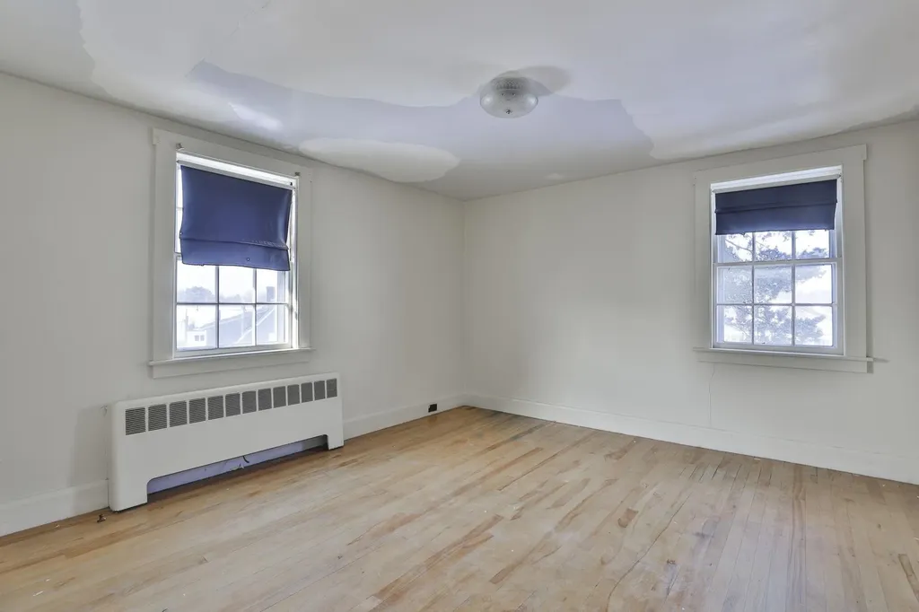 112 Mammoth Road Manchester NH 03109