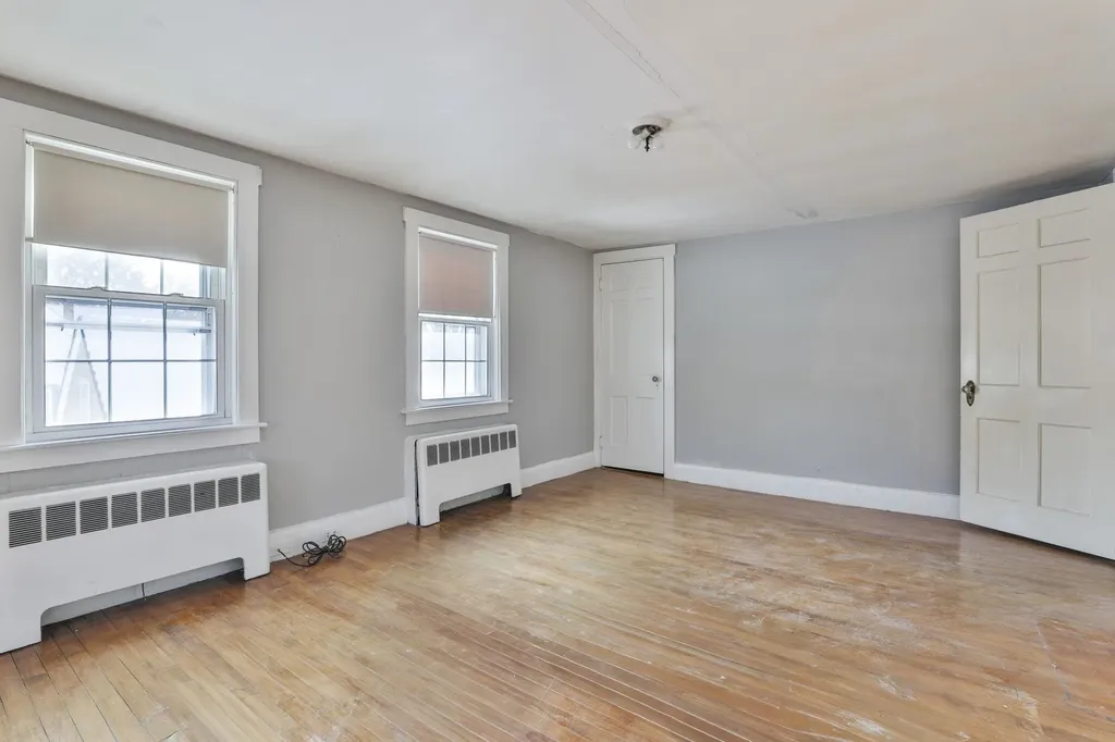 112 Mammoth Road Manchester NH 03109