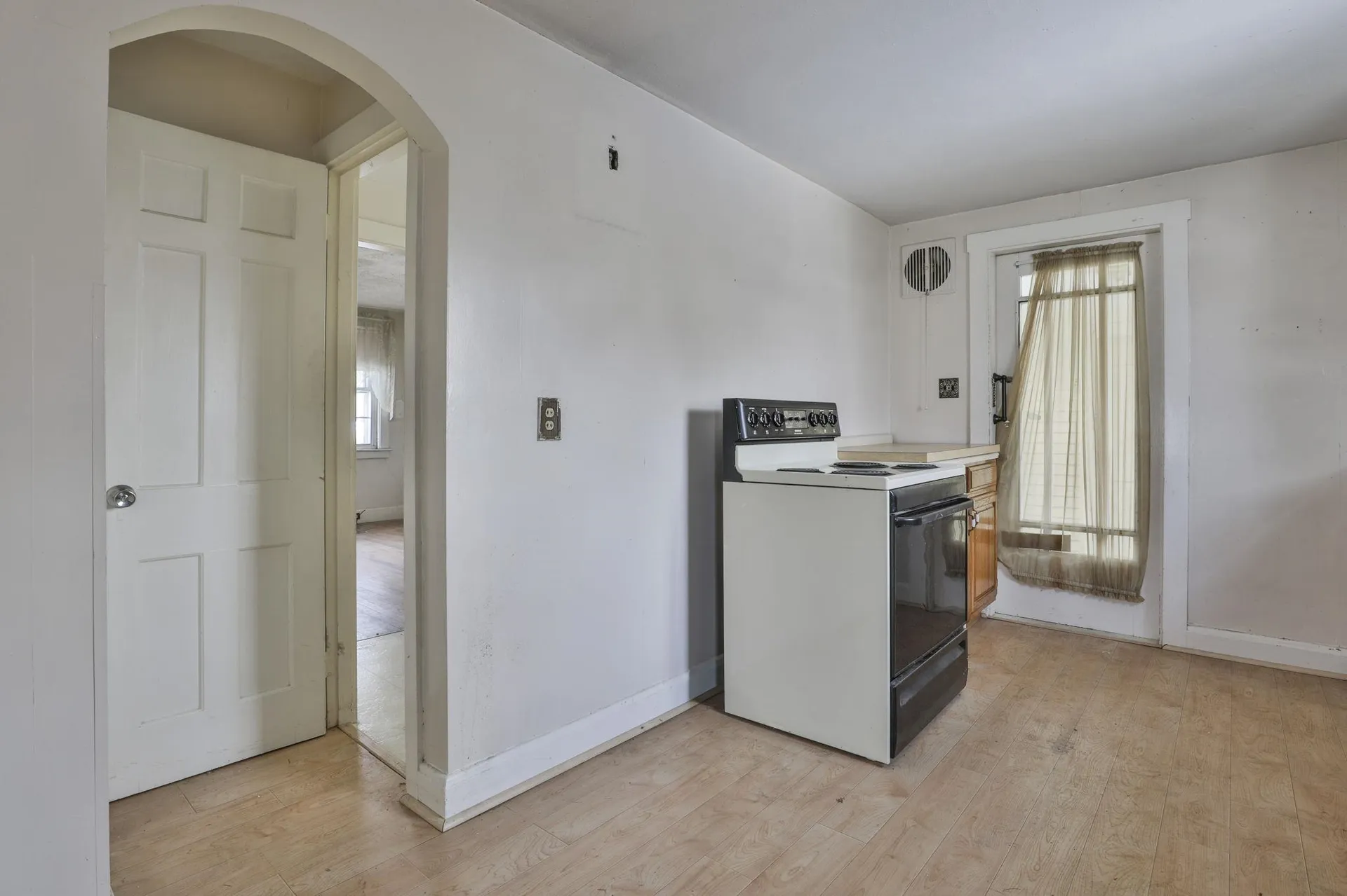 112 Mammoth Road Manchester NH 03109