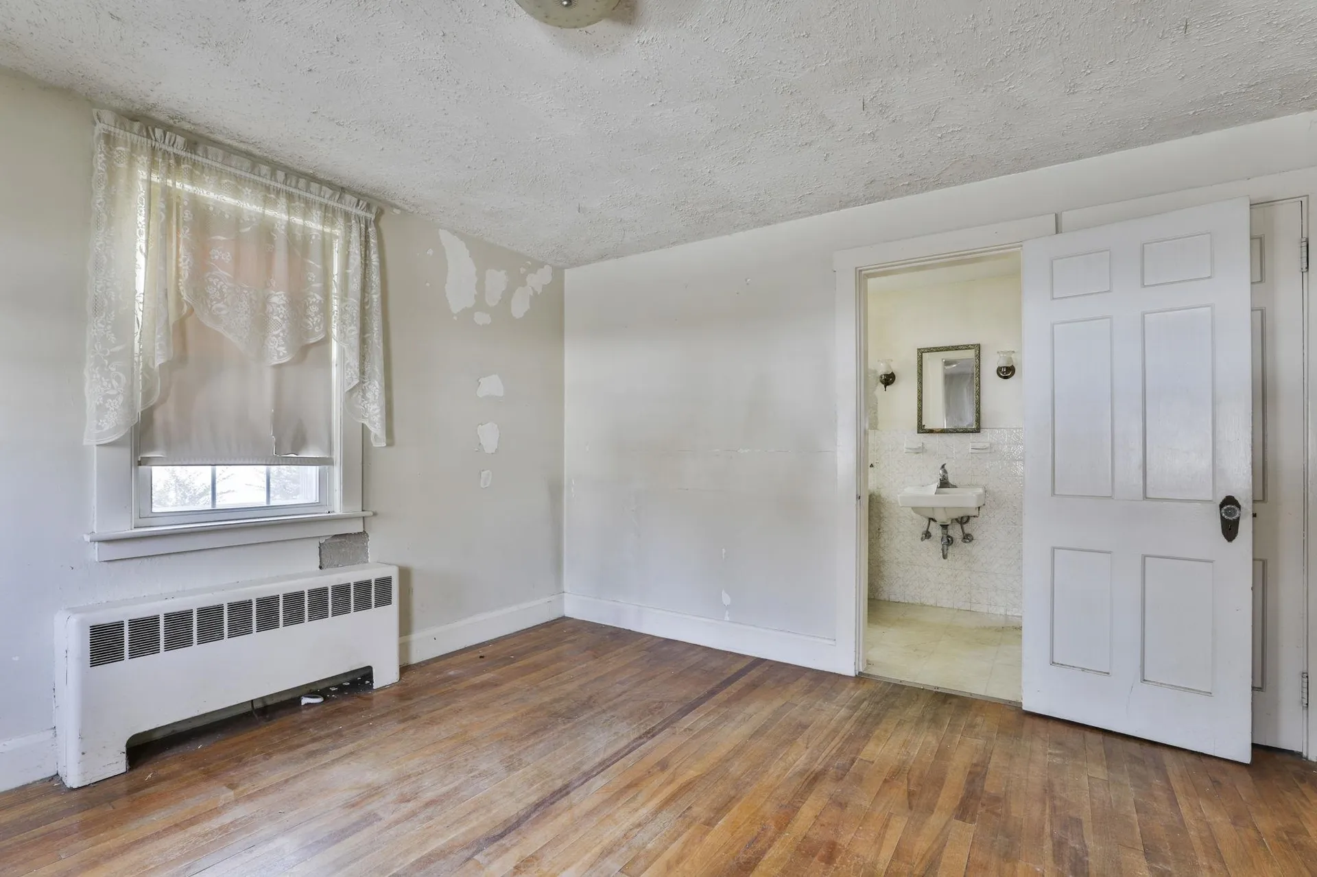 112 Mammoth Road Manchester NH 03109