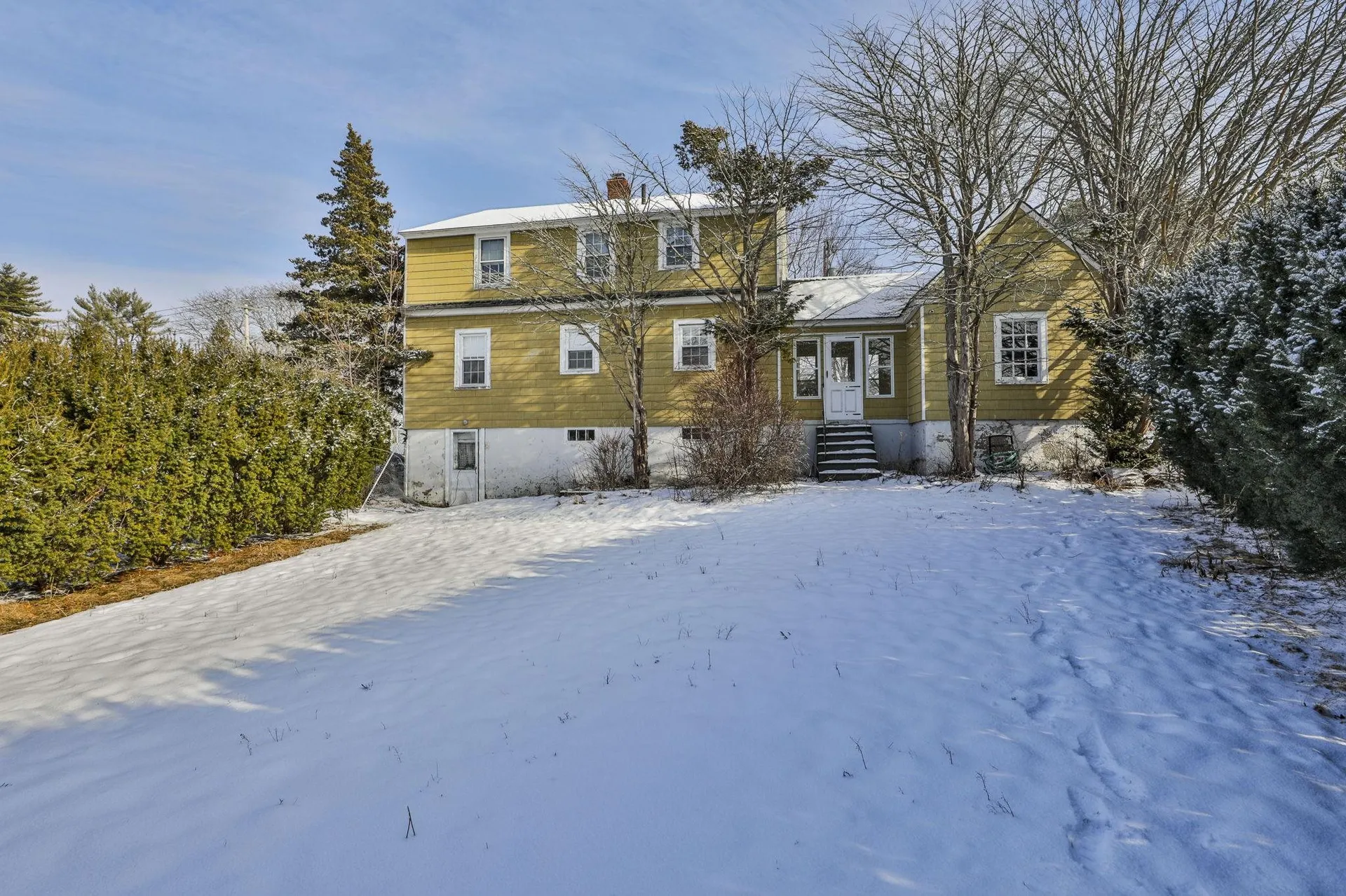 112 Mammoth Road Manchester NH 03109