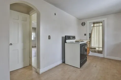 112 Mammoth Road Manchester NH 03109