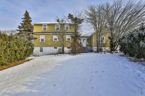 112 Mammoth Road Manchester NH 03109