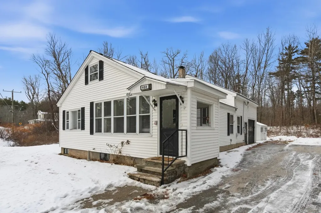 408 Manchester Road Auburn NH 03032