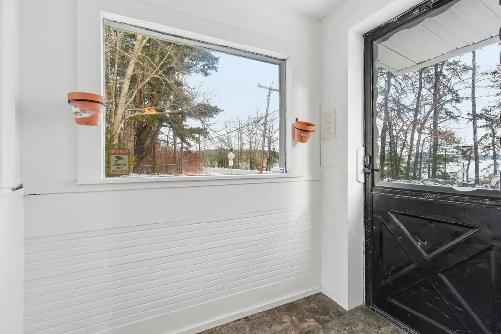 408 Manchester Road Auburn NH 03032