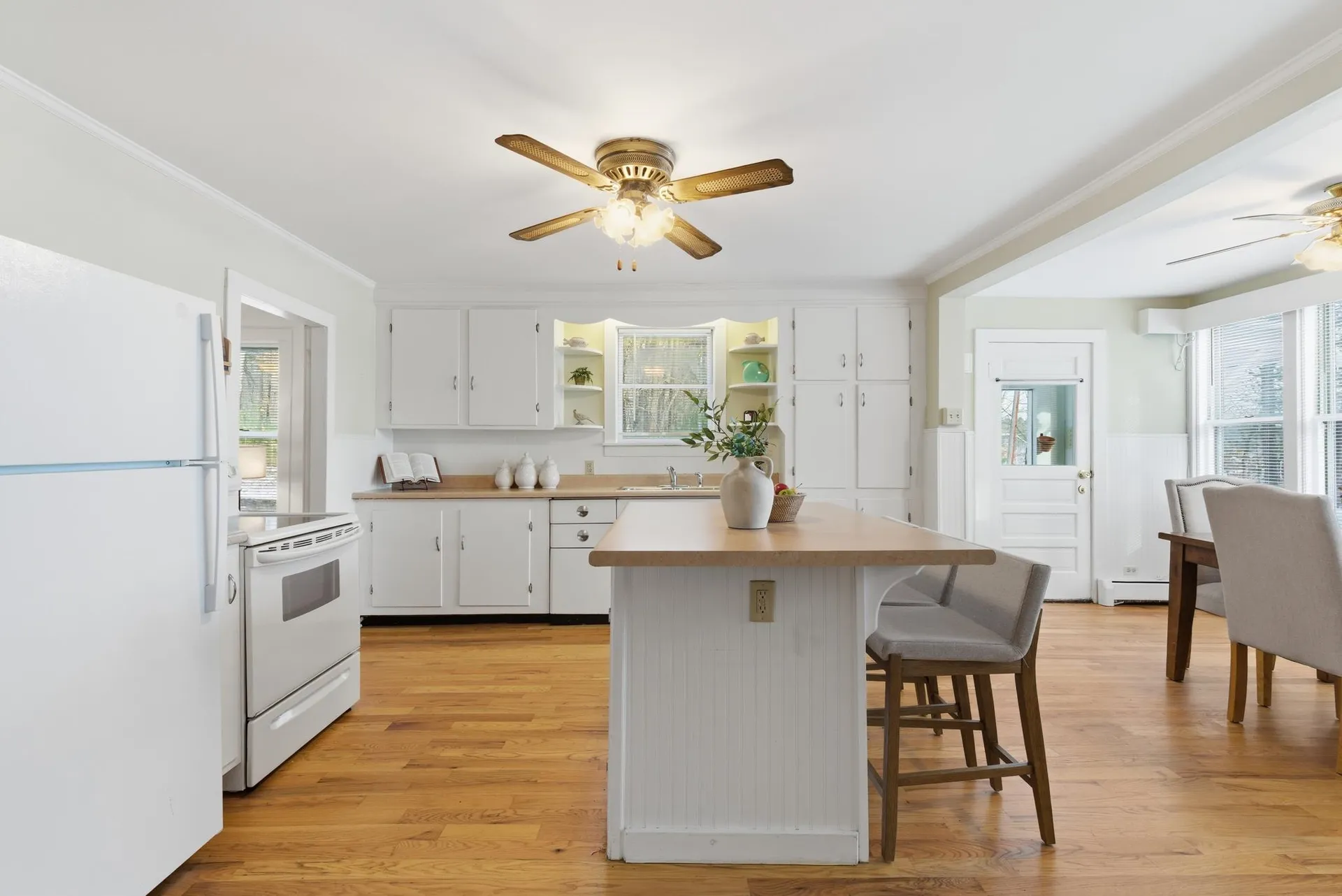 408 Manchester Road Auburn NH 03032