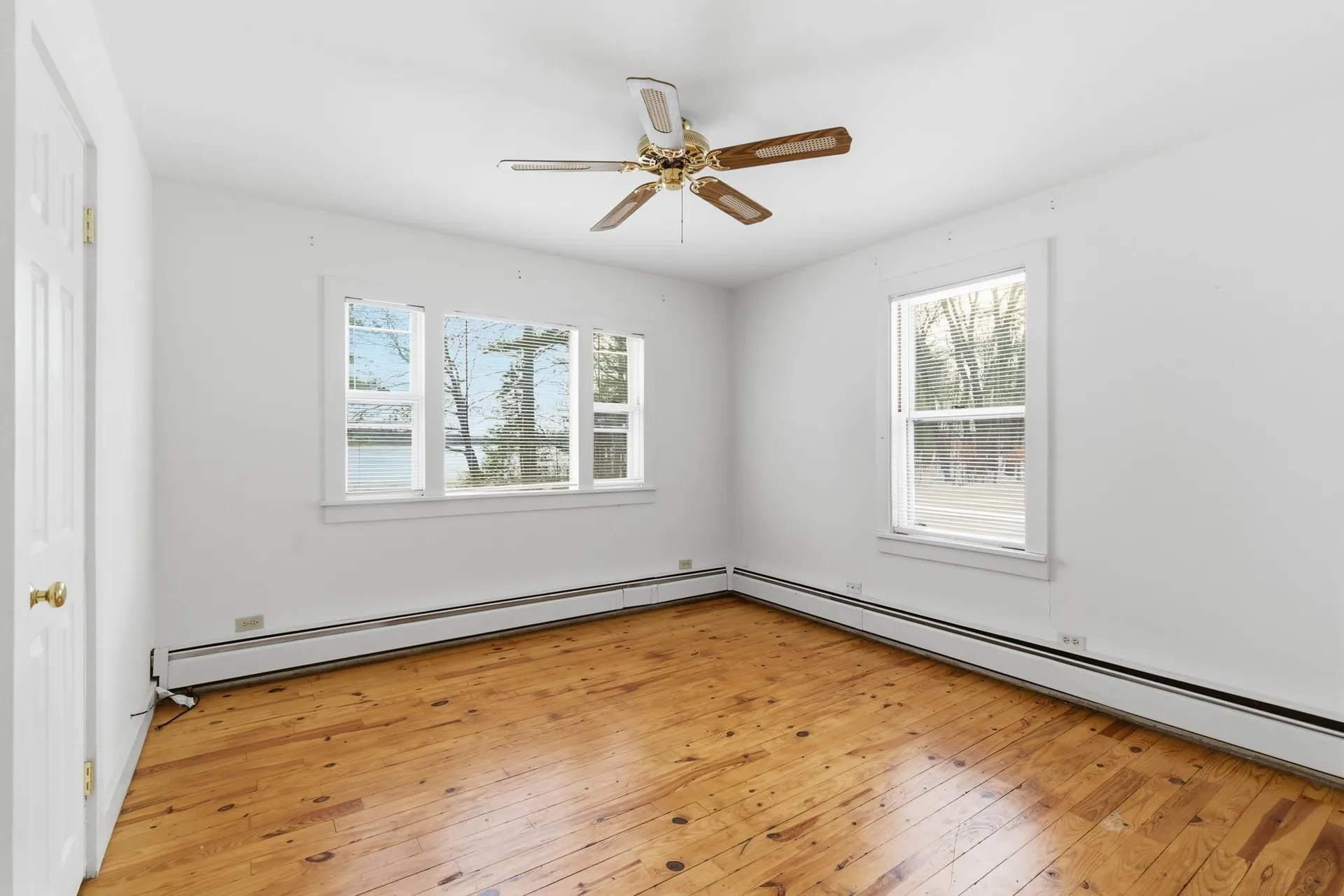 408 Manchester Road Auburn NH 03032