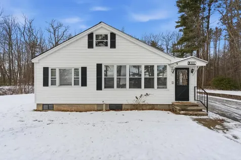 408 Manchester Road Auburn NH 03032