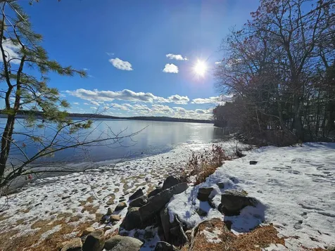 408 Manchester Road Auburn NH 03032