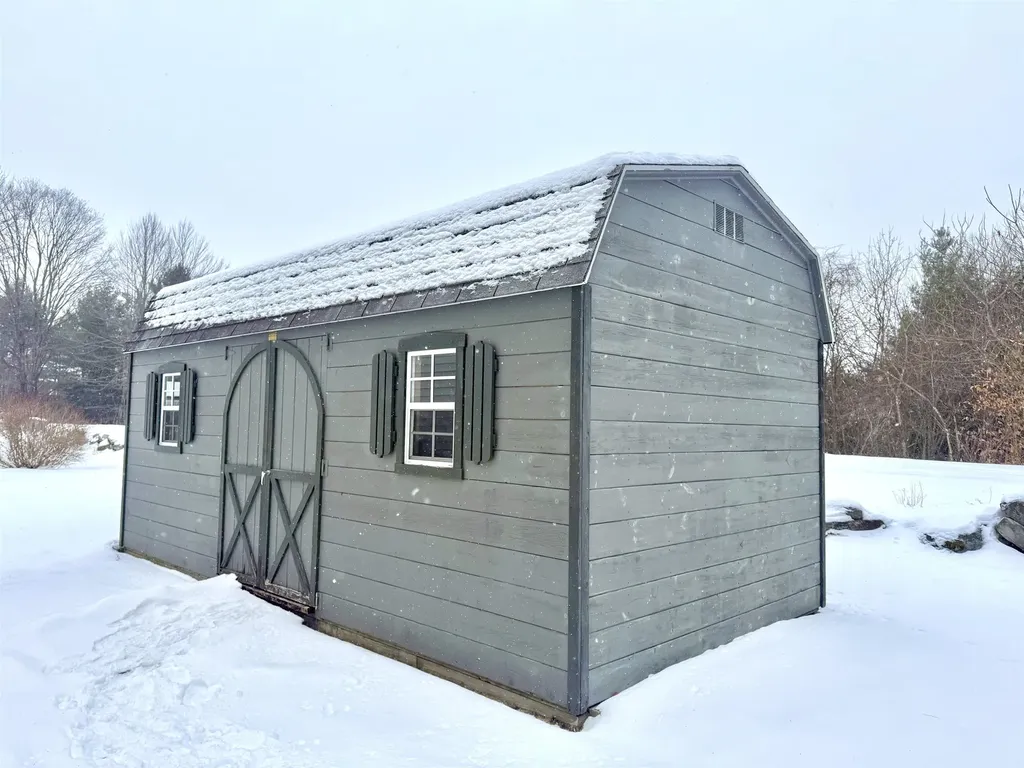 8 Edgewood Road Springfield VT 05156