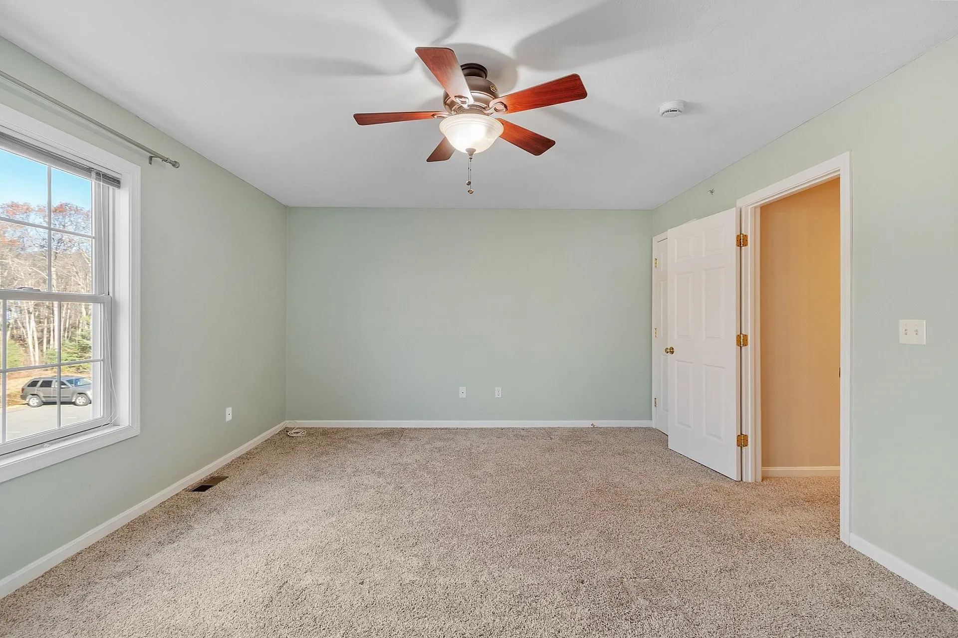 10 Steeple Chase Drive Hampstead NH 03841