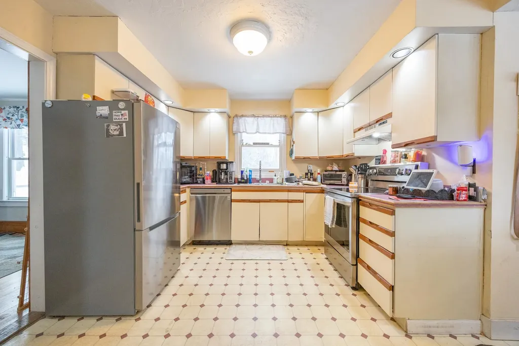 455 Daniel Webster Highway Meredith NH 03253