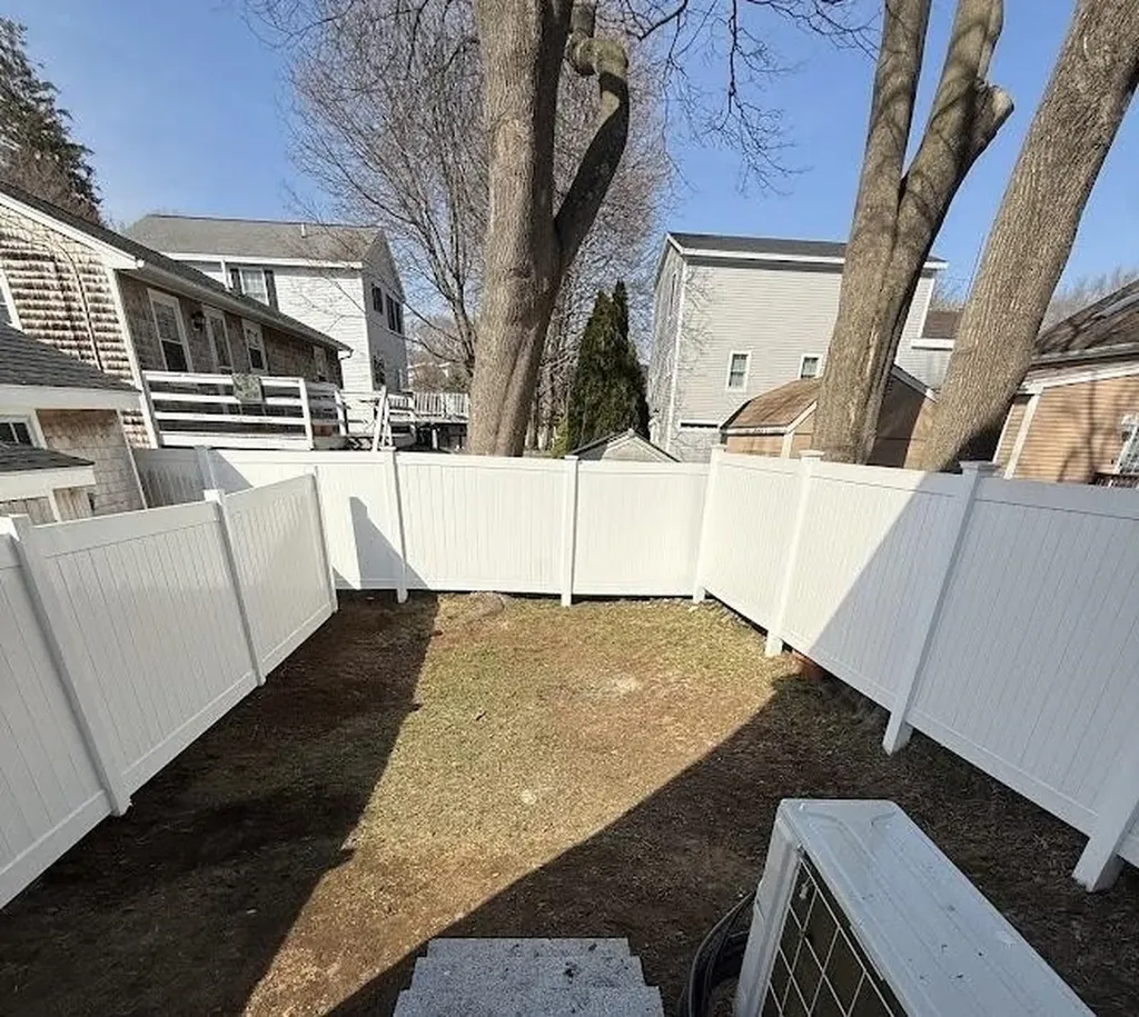 29 Thorwald Avenue Hampton NH 03842