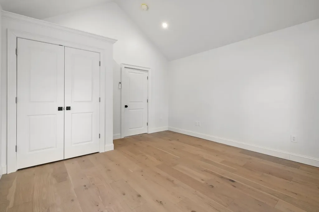 29 Thorwald Avenue Hampton NH 03842