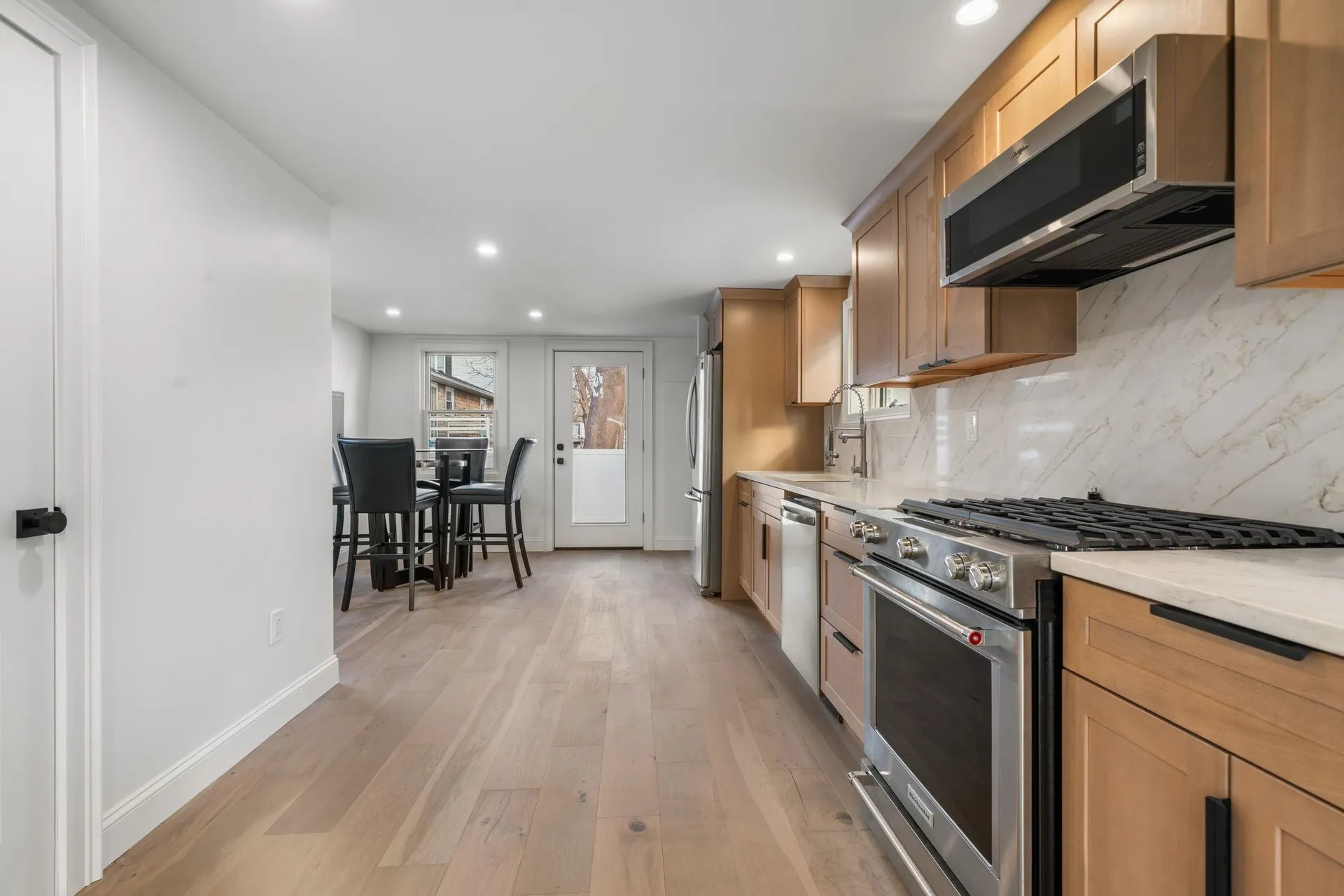 29 Thorwald Avenue Hampton NH 03842