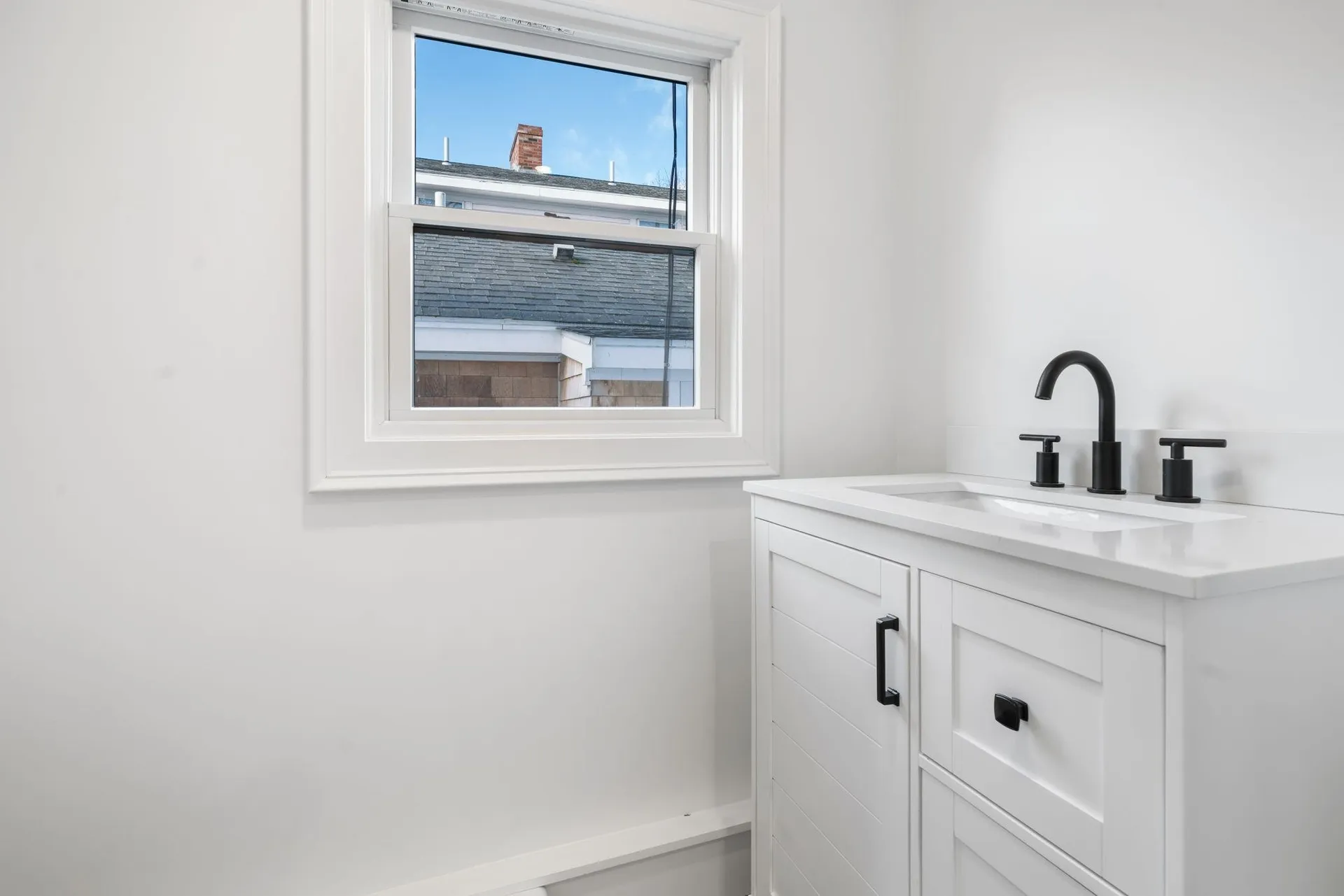 29 Thorwald Avenue Hampton NH 03842