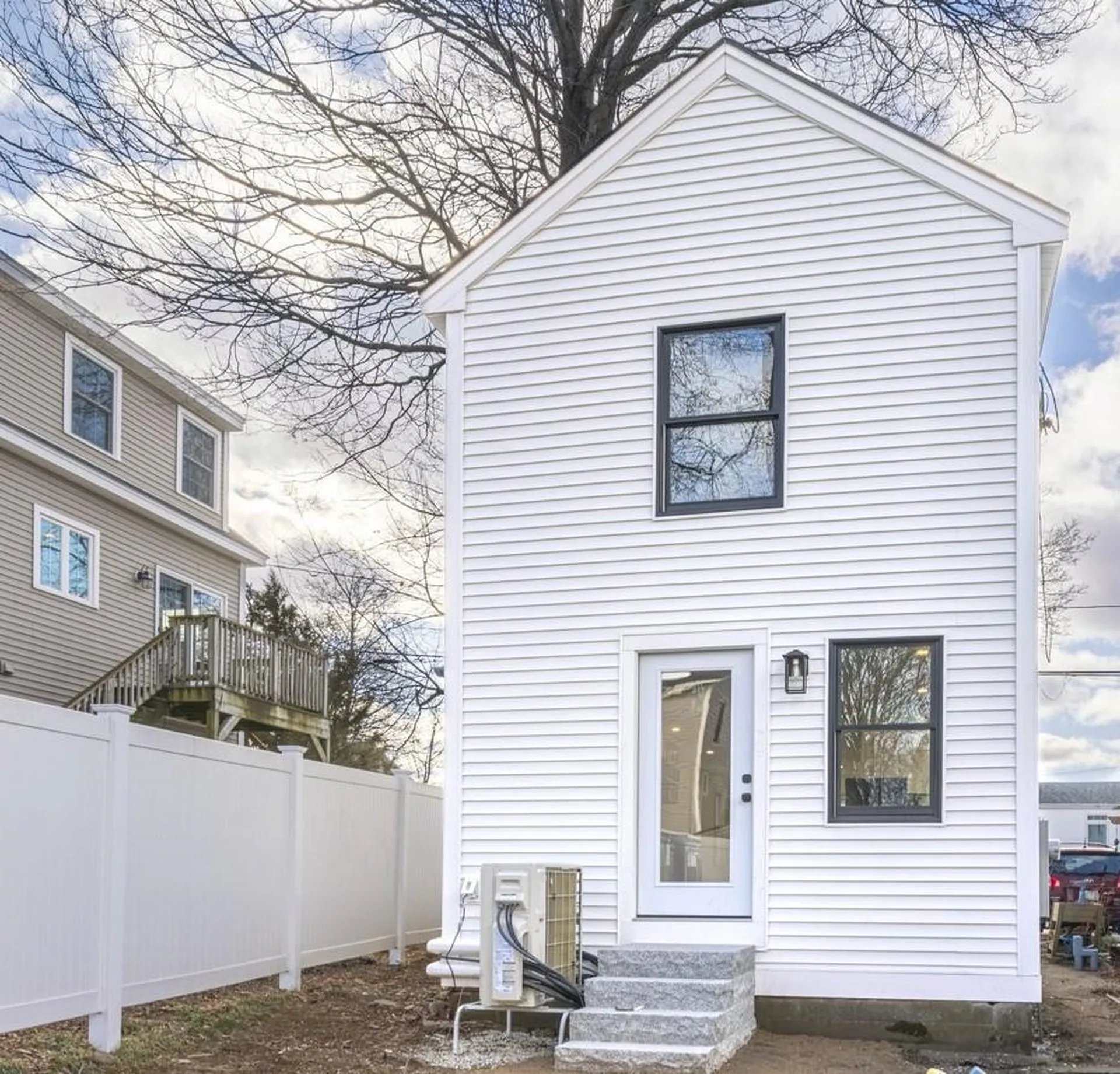 29 Thorwald Avenue Hampton NH 03842