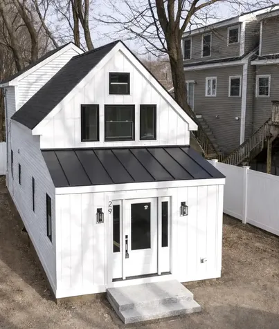 29 Thorwald Avenue Hampton NH 03842