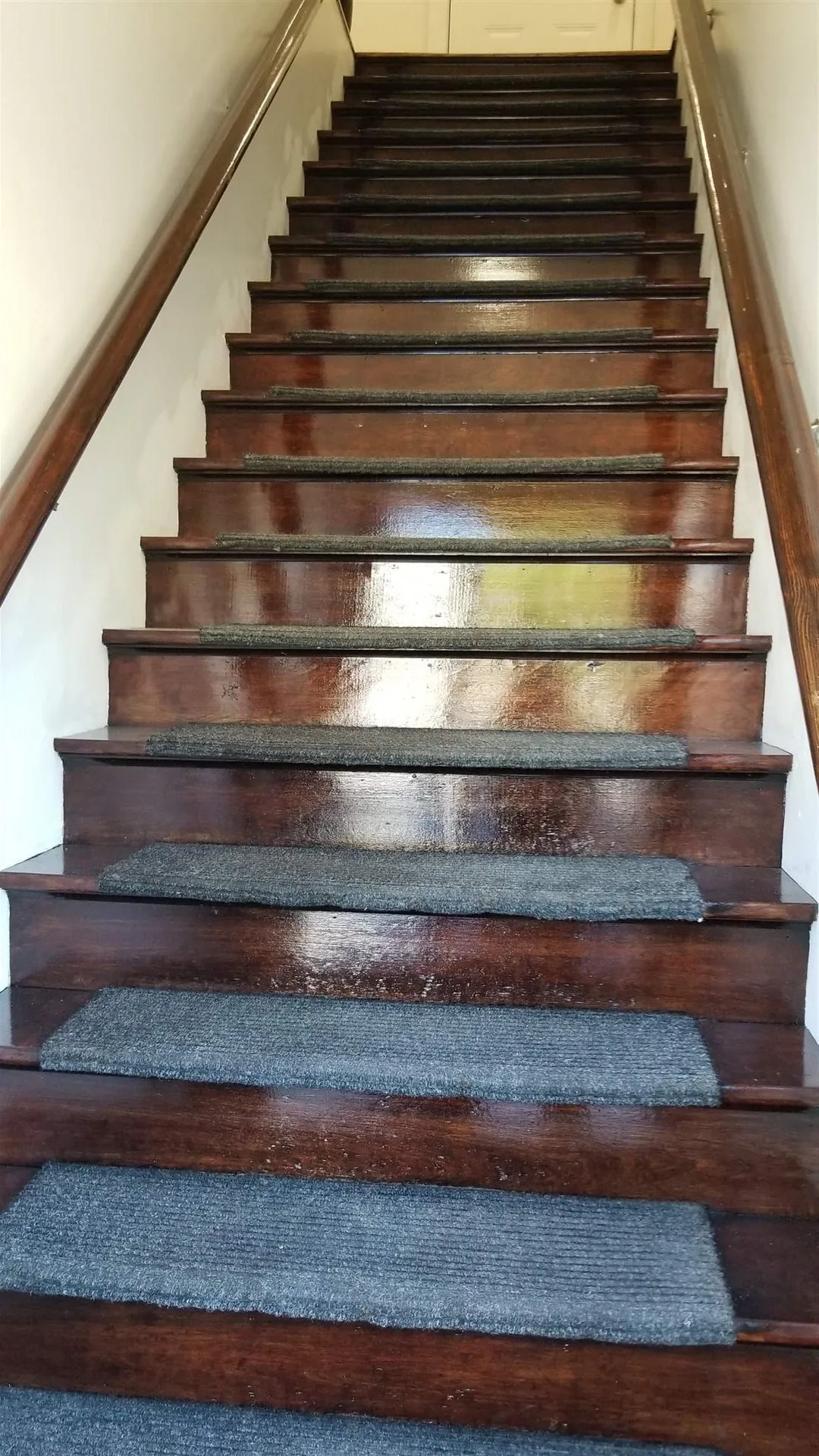 8 Central Square Bristol NH 03222