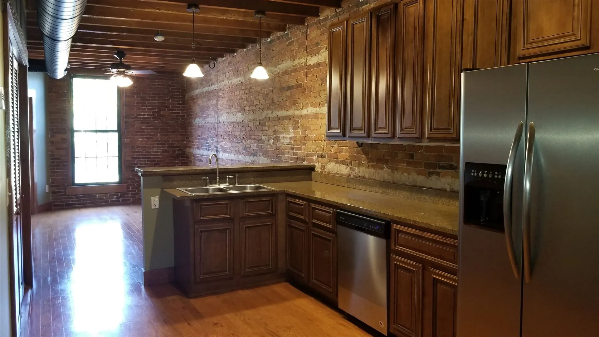 8 Central Square Bristol NH 03222