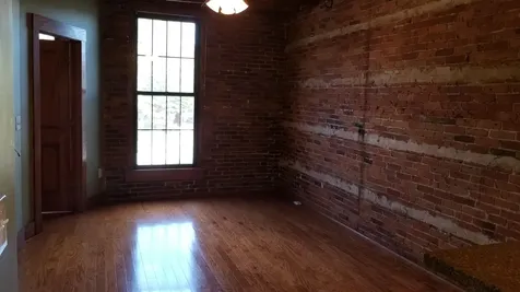 8 Central Square Bristol NH 03222