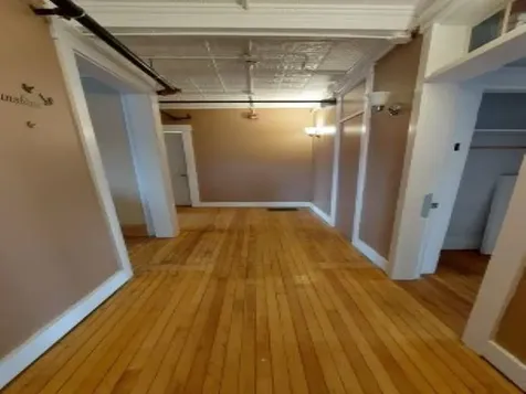 24 C Central Square Bristol NH 03222