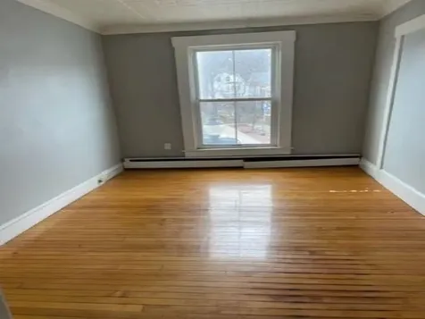 24 C Central Square Bristol NH 03222