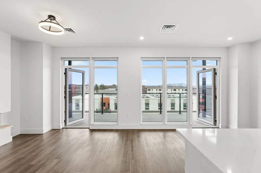 125 Cambrian Way Burlington VT 05401