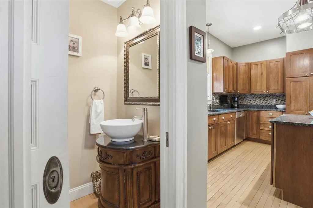 419 Bridge Street Manchester NH 03104