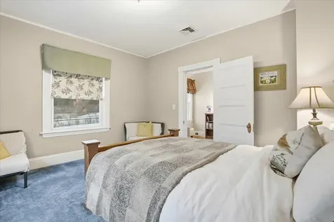 419 Bridge Street Manchester NH 03104