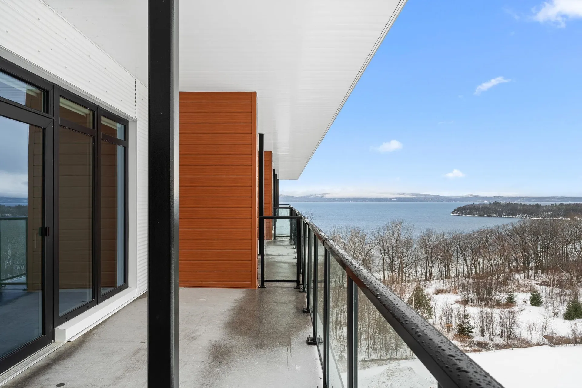 Burlington VT, 125 Cambrian Way, Unit 613