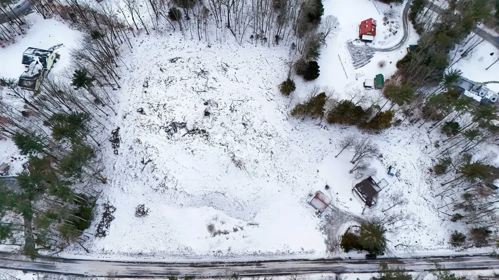 2023 North Road Sunderland VT 05250